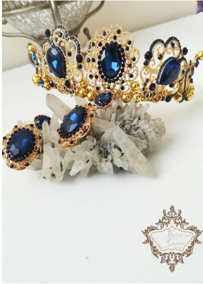 Комплект Уникална дизайнерска корона и обици в луксозна кутия Hermitage Gold Sapphire by Rosie Design