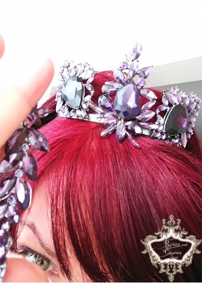 Kомплект уникална кристална корона в лилаво и обици Absolute Amethyst Rose Kомплект уникална кристална корона в лилаво и обици Absolute Amethyst Rose