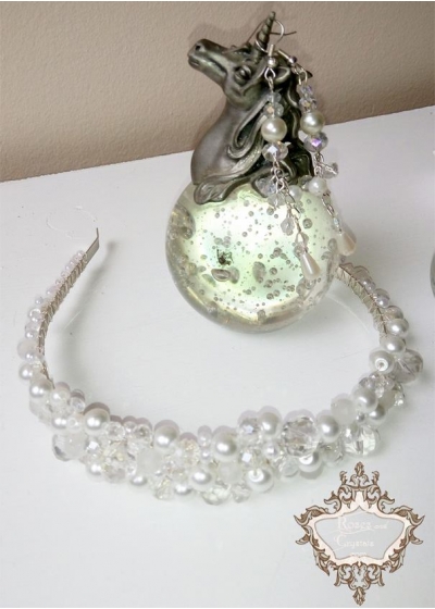 Дизайнерска Диадема за булка с кристали и перли White Bride
