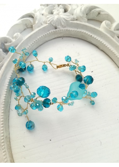 Нежна дизайнерска гривна със Сваровски кристали в цвят Тюркоаз Turquoise Spell by Rosie